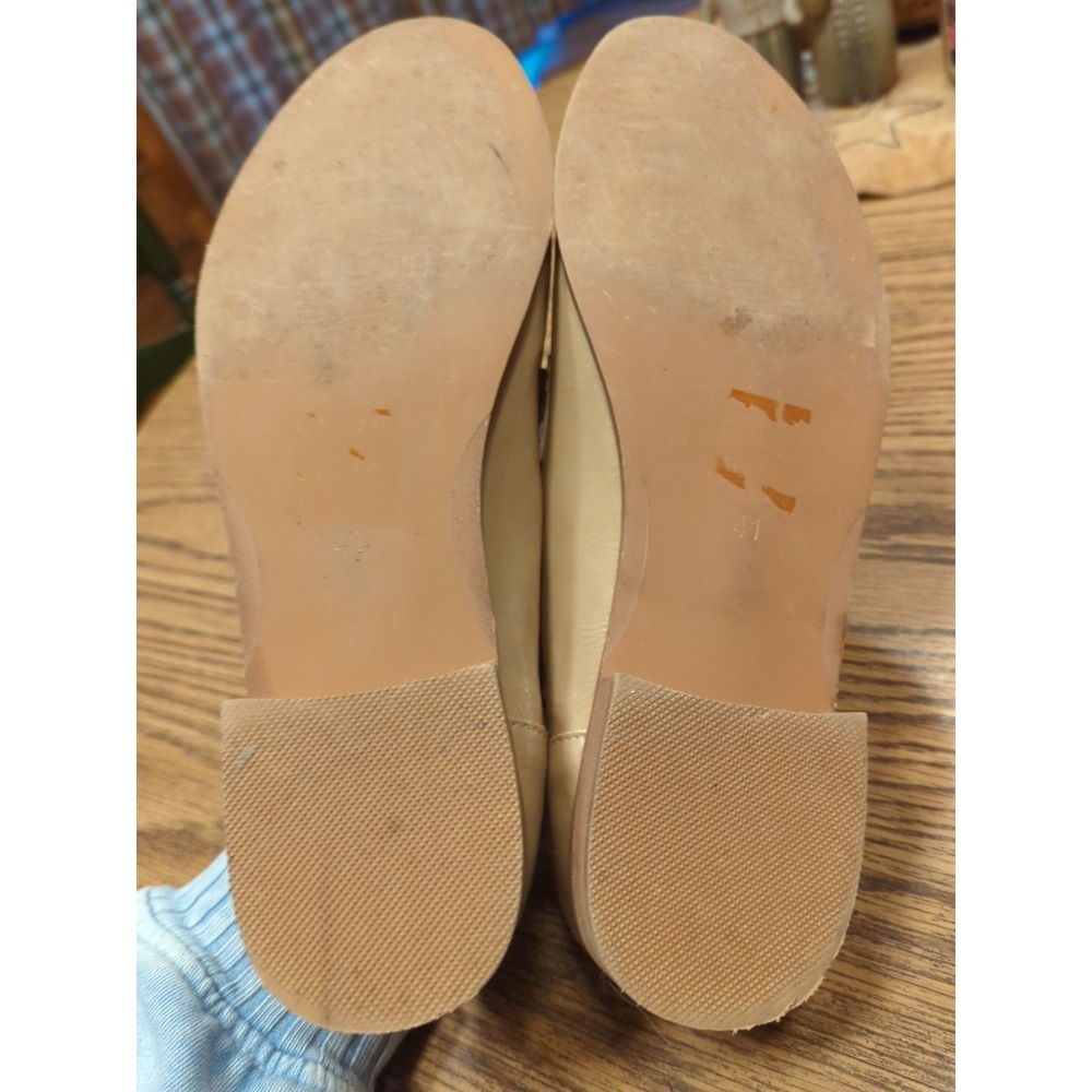 Moow Women's Shiny Tan Tassels Natural Slip-On Loafer Size US 9 (41) READ! - Picture 13 of 15